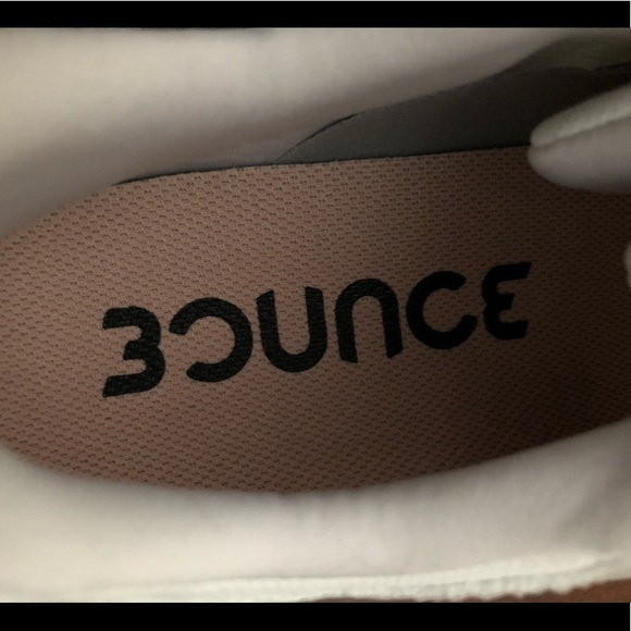 Adidas Bounce shoes - Picture 7 of 8